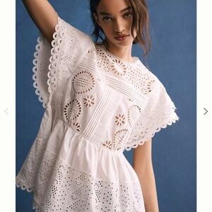 🆕 FOREVER THAT GIRL Flutter-Sleeve Eyelet Tunic Blouse XS